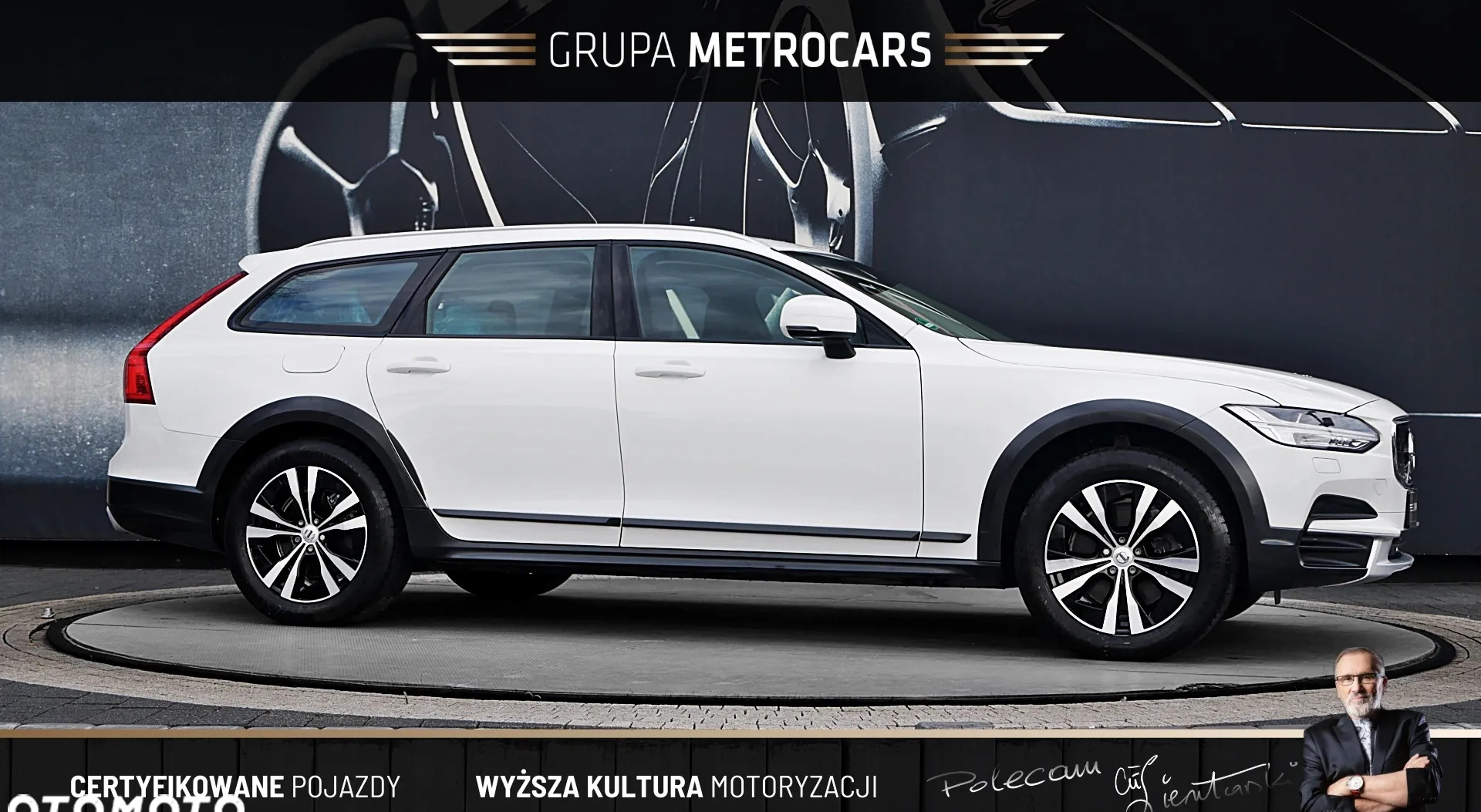 Volvo V90 Cross Country cena 135899 przebieg: 99547, rok produkcji 2019 z Nowy Dwór Gdański małe 631